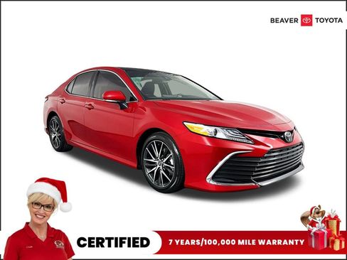 Used 2024 Toyota Camry XLE image 1