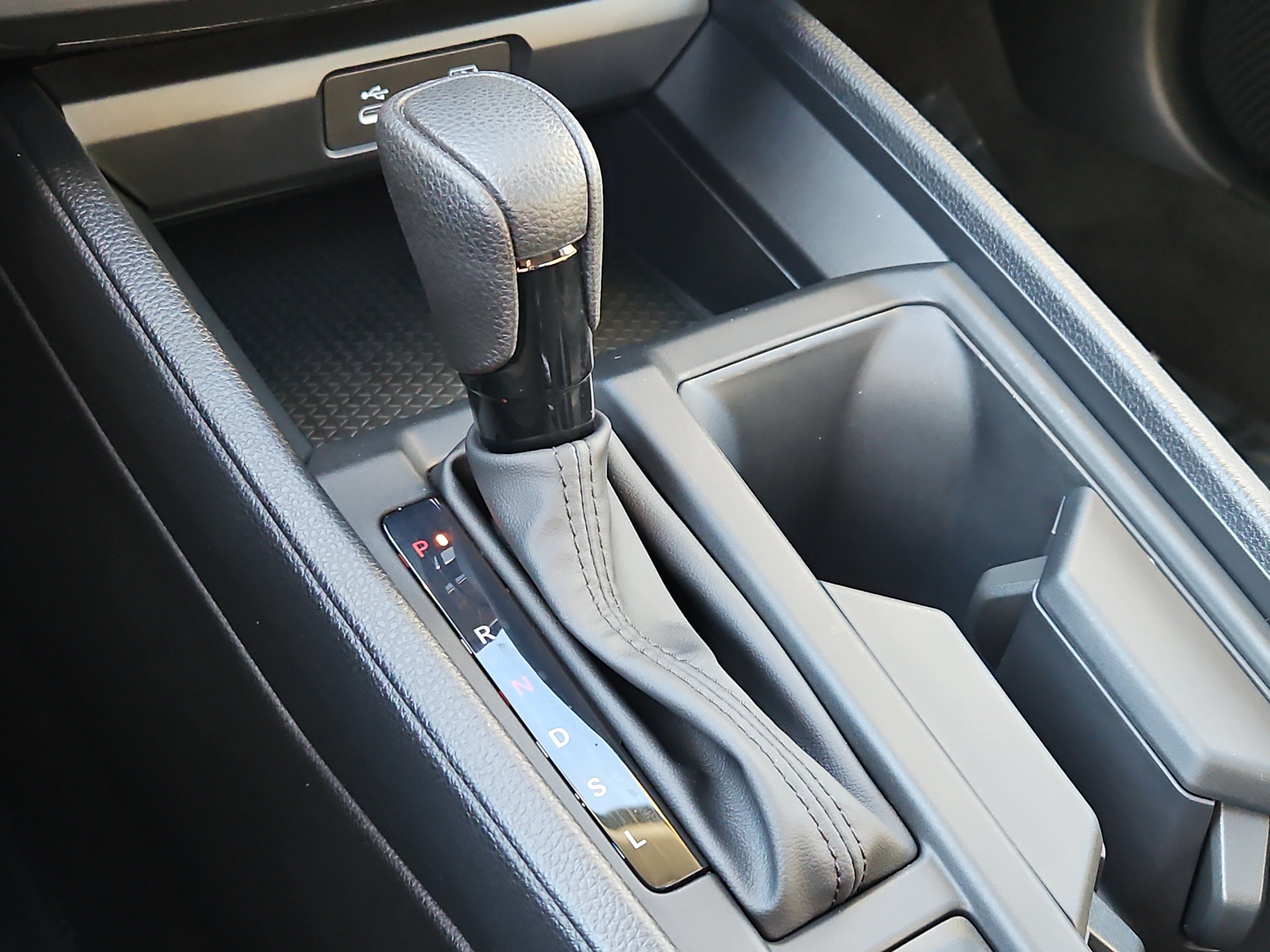 Certified 2025 Honda Accord SE image 21