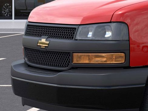 New 2025 Chevrolet Express 2500 image 13