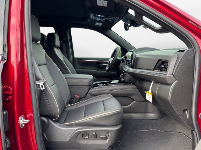 Used 2026 Chevrolet Tahoe Premier AWD/4WD image 15