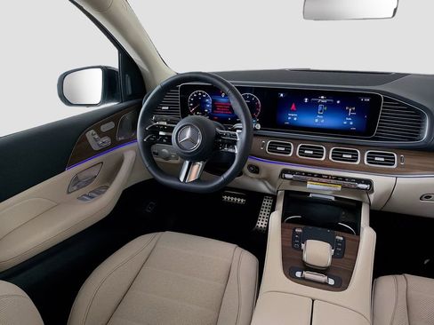 New 2026 Mercedes-Benz GLS 450 4MATIC image 26