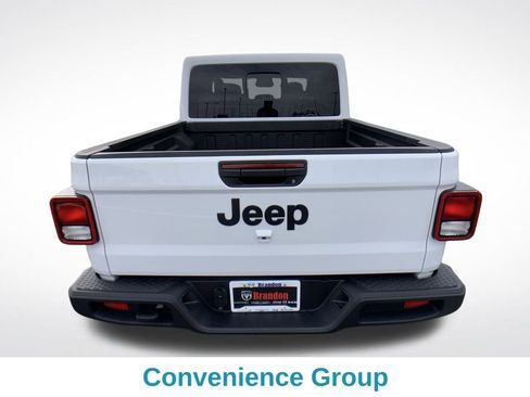 New 2026 Jeep Gladiator Sport image 5