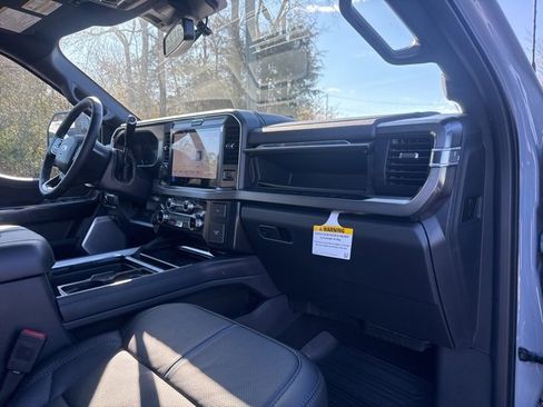 New 2026 Ford F250 Platinum image 26