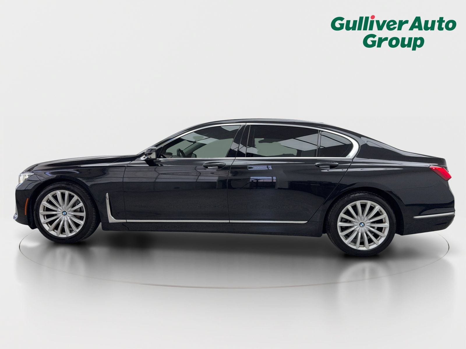 Used 2022 BMW 740i RWD image 3