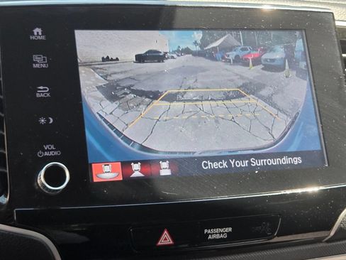 Used 2023 Honda Ridgeline Sport image 25
