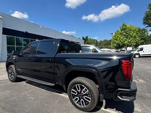 Used 2025 GMC Sierra 1500 AT4 w/ AT4 Premium Package AWD/4WD image 3