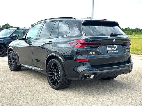 New 2026 BMW X5 sDrive40i w/ M Sport Package RWD image 6