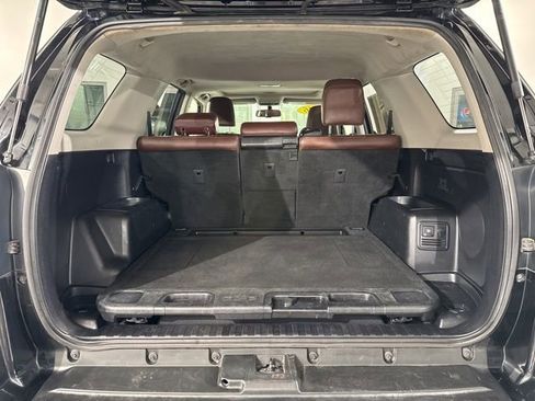 Used 2016 Toyota 4Runner Limited image 11