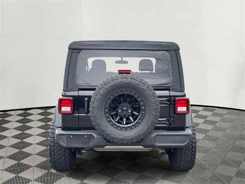 Used 2023 Jeep Wrangler Sport S image 9