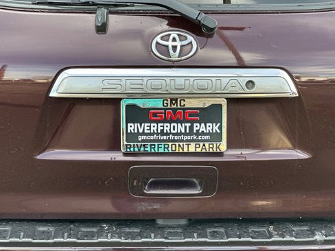 Used 2013 Toyota Sequoia Limited image 46