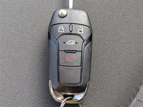 Certified 2025 Ford Transit 350 XLT image 27