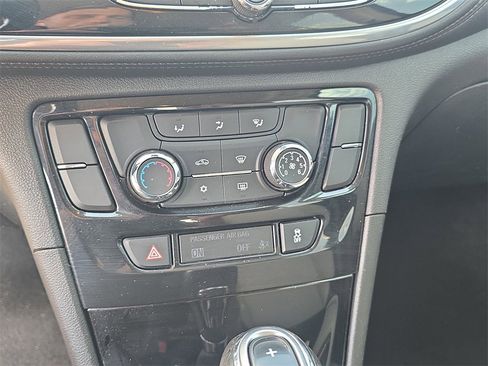 Used 2019 Buick Encore Preferred w/ Safety Package image 24