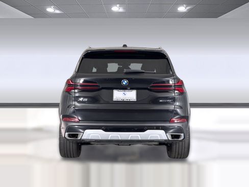 Certified 2024 BMW X5 sDrive40i w/ Parking Assistance Package RWD image 10