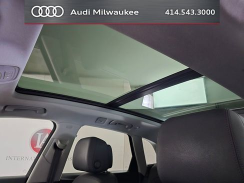 Used 2019 Audi Q5 2.0T Premium w/ Convenience Package image 18
