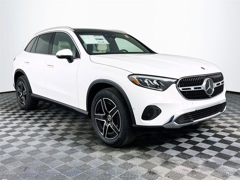 New 2026 Mercedes-Benz GLC 300 4MATIC image 8