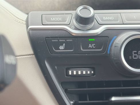 Used 2014 BMW i3 w/ Range Extender RWD image 19
