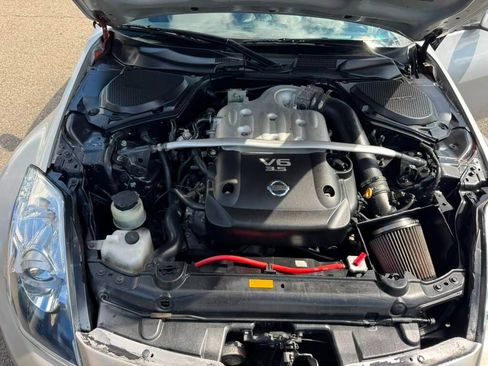 Used 2006 Nissan 350Z Coupe w/ (N93) Cargo Convenience Pkg RWD image 8
