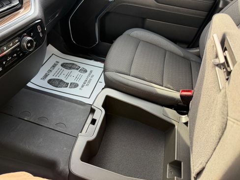 Used 2024 Chevrolet Silverado 1500 RST image 17