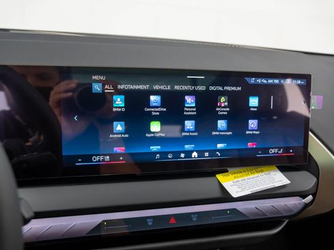 Certified 2025 BMW X3 xDrive30i image 23