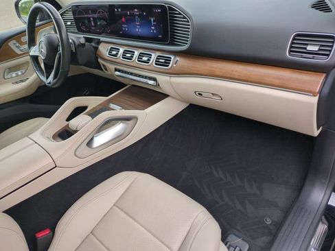 Used 2024 Mercedes-Benz GLE 350 4MATIC image 19