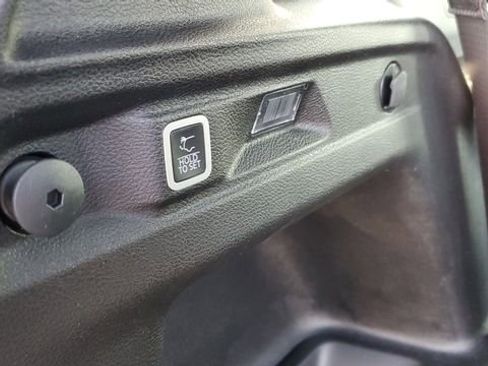 Used 2023 Jeep Grand Cherokee L Laredo w/ Luxury Tech Group I image 27