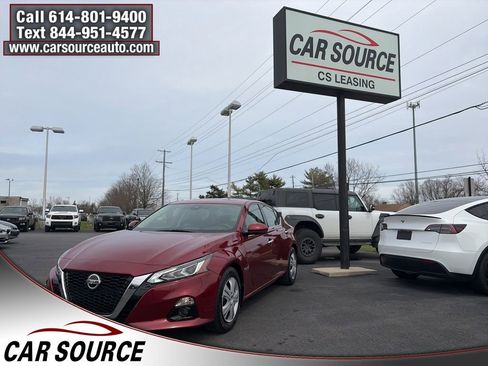 Used 2019 Nissan Altima 2.5 SV image 1
