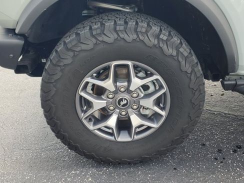 Certified 2024 Ford Bronco Badlands AWD/4WD image 4