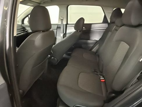 Used 2025 Kia Sportage LX AWD/4WD image 25