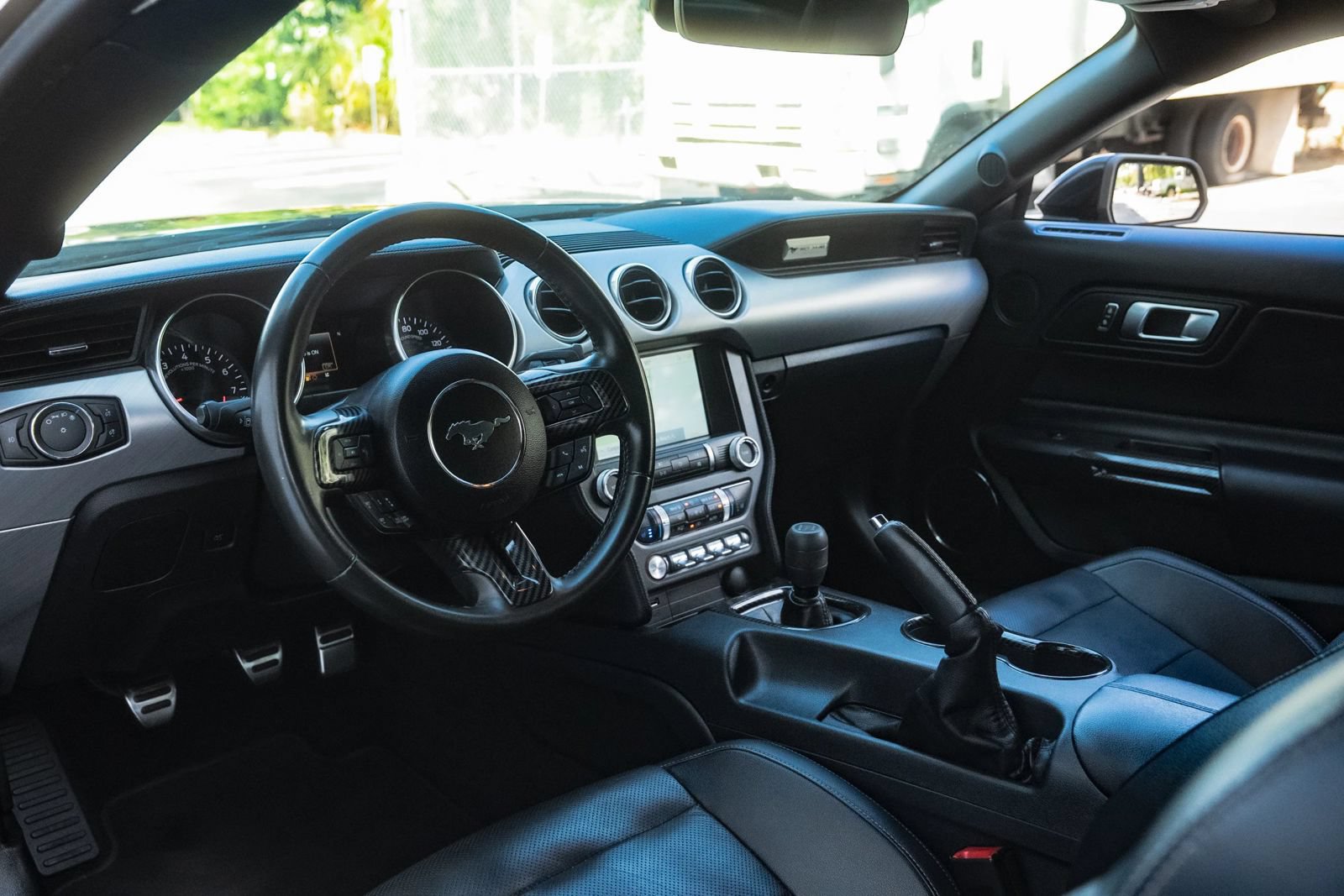 Used 2021 Ford Mustang GT Premium w/ Black Accent Package RWD image 14