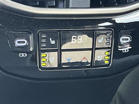 Certified 2023 Lexus RX 350 FWD w/ Accessory Package image 19