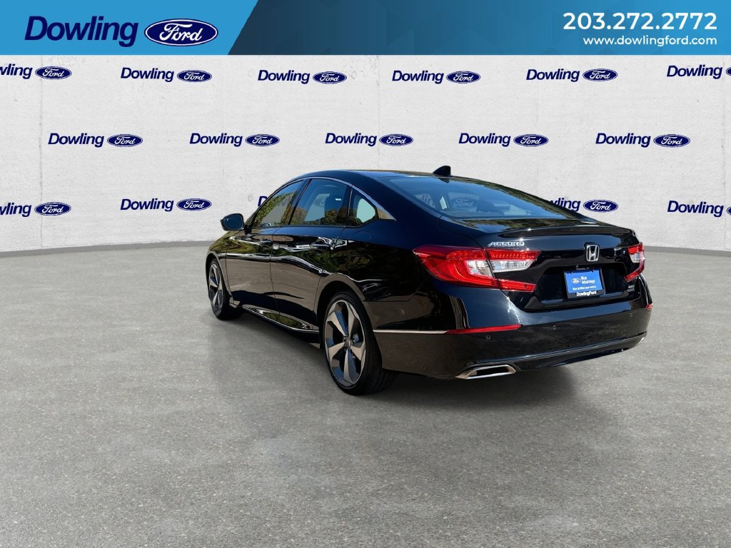 Used 2018 Honda Accord Touring image 6