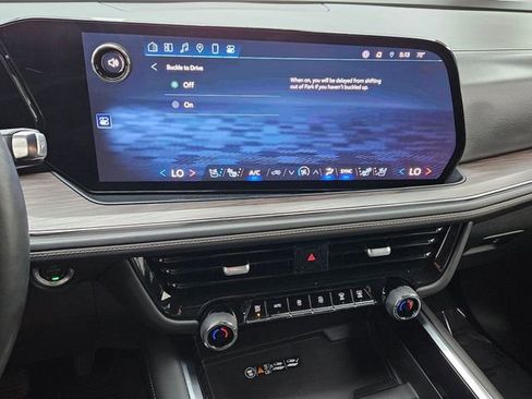 Used 2025 Chevrolet Tahoe Premier image 15