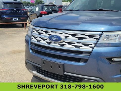 Used 2018 Ford Explorer XLT w/ Equipment Group 202A FWD image 31