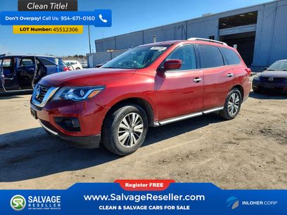 Used 2017 Nissan Pathfinder SV