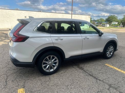 Used 2024 Honda CR-V EX-L image 23