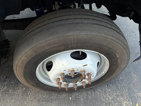 Used 2022 Ford F550 4x4 Crew Cab Super Duty w/ Power Equipment Group image 25