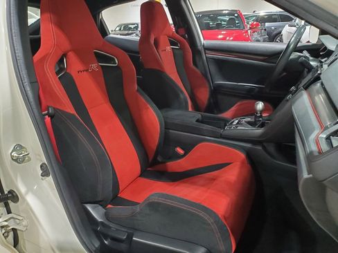Used 2018 Honda Civic Type R image 14