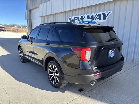 Used 2023 Ford Explorer ST-Line image 6