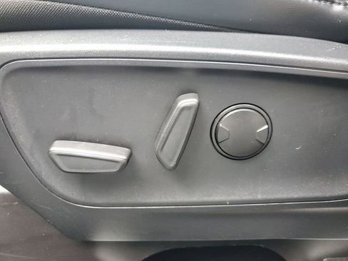 Used 2025 Ford Escape ST-Line image 33