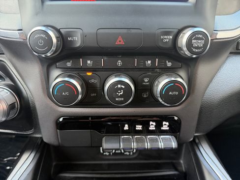 Used 2022 RAM 1500 Laramie w/ Sport Appearance Package RWD image 17