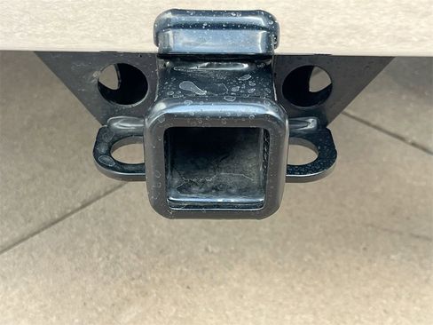 New 2025 GMC Sierra 1500 SLE w/ Max Trailering Package image 10