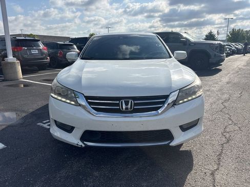 Used 2014 Honda Accord Touring image 2