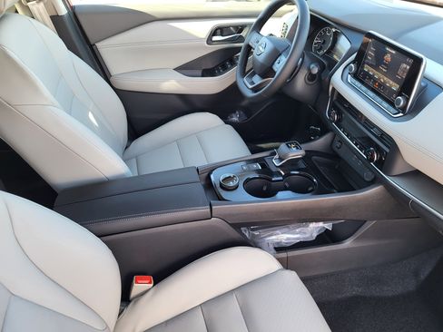 New 2026 Nissan Rogue SV image 6