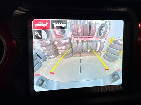 Used 2022 Jeep Gladiator Rubicon w/ LED Lighting Group AWD/4WD image 25
