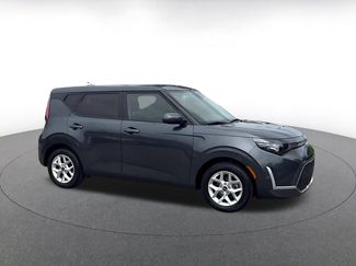 Used 2025 Kia Soul LX w/ LX Technology Package FWD video 2