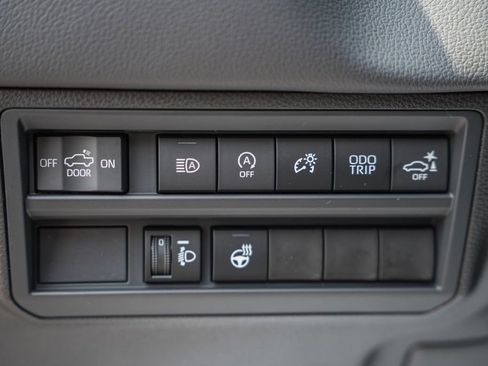 New 2026 Toyota Tundra Limited AWD/4WD image 43