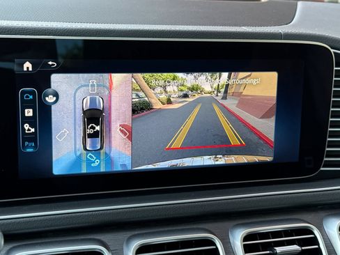 New 2026 Mercedes-Benz GLS 580 4MATIC image 20