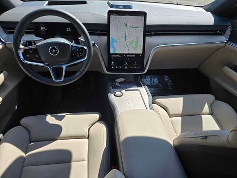 Certified 2025 Volvo EX90 Plus AWD/4WD image 20