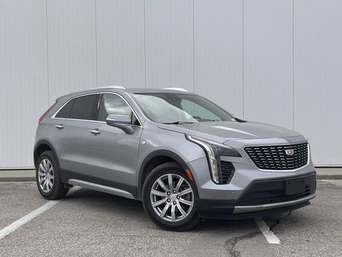 Used 2023 Cadillac XT4 Premium Luxury image 6