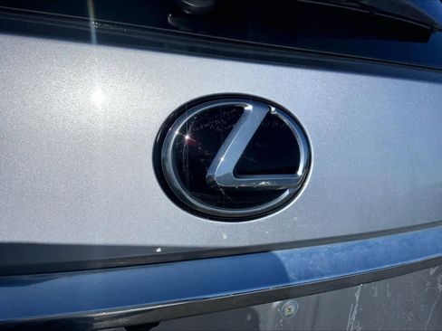 Used 2022 Lexus RX 350L Premium w/ Premium Package image 31